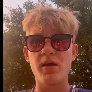 Meet your Posher, Austin